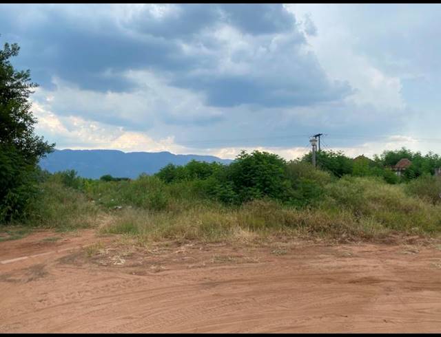 LAND FOR SALE IN AKASIA